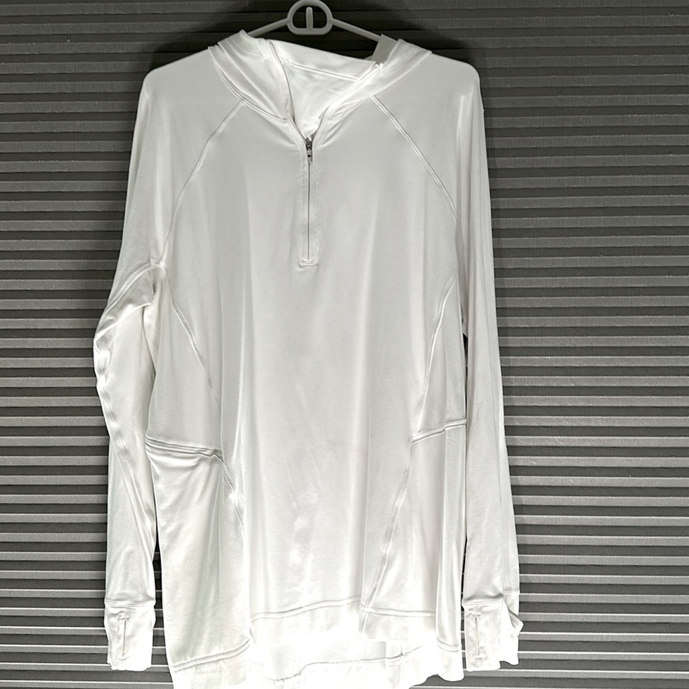 Lululemon white stretch hoodie 1/4 zip, thumb holes, size 12
